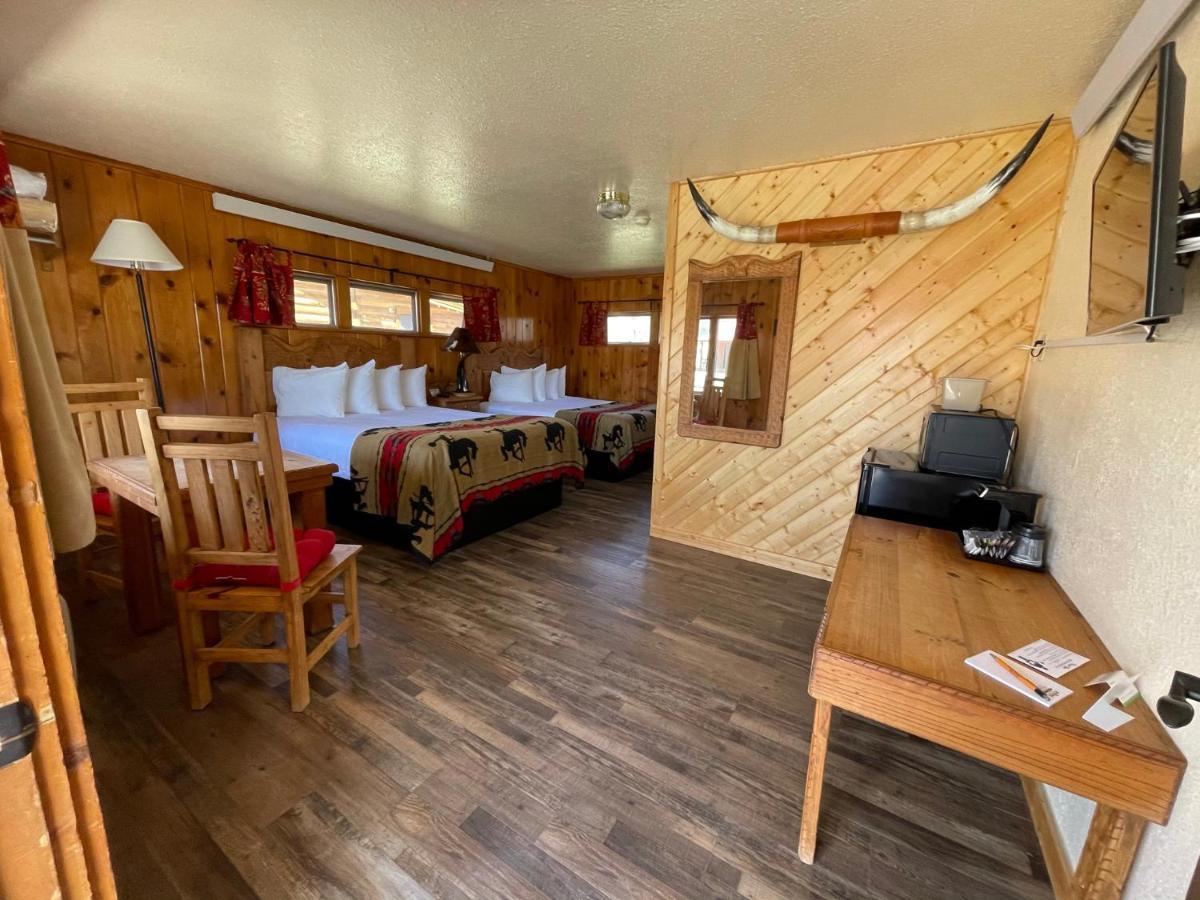 The Longhorn Ranch Resort Lodge & Rv Park Dubois Exterior photo