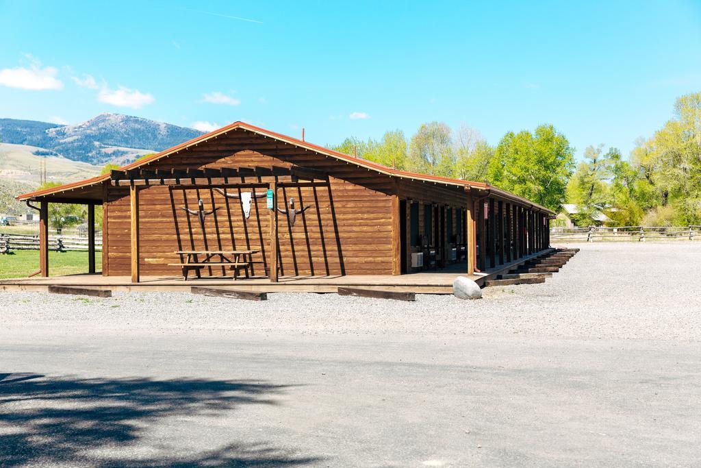 The Longhorn Ranch Resort Lodge & Rv Park Dubois Exterior photo
