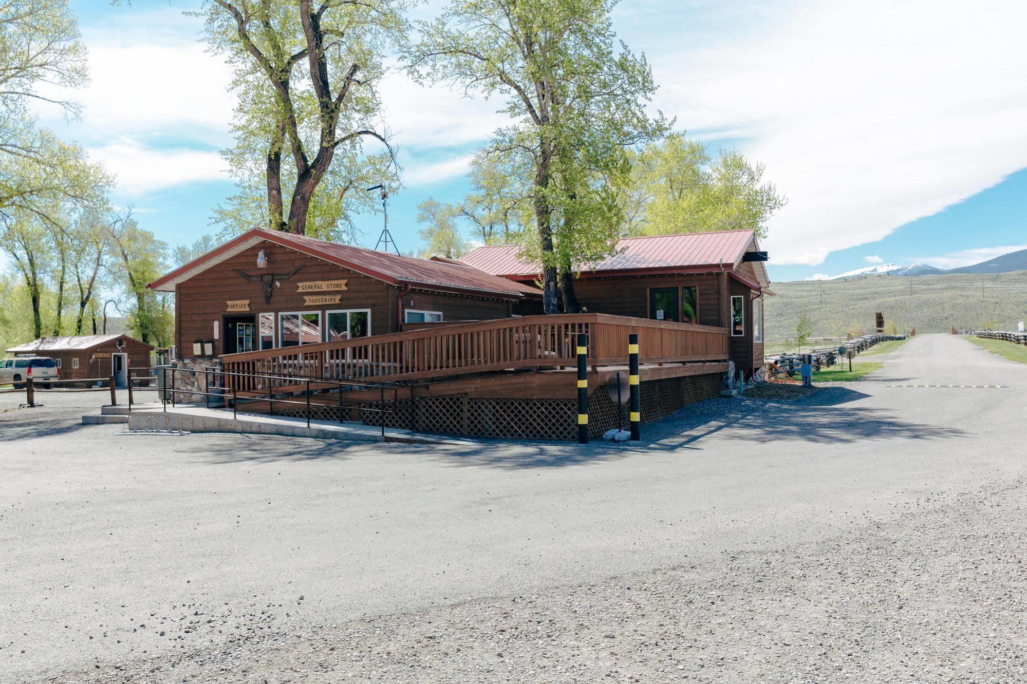 The Longhorn Ranch Resort Lodge & Rv Park Dubois Exterior photo