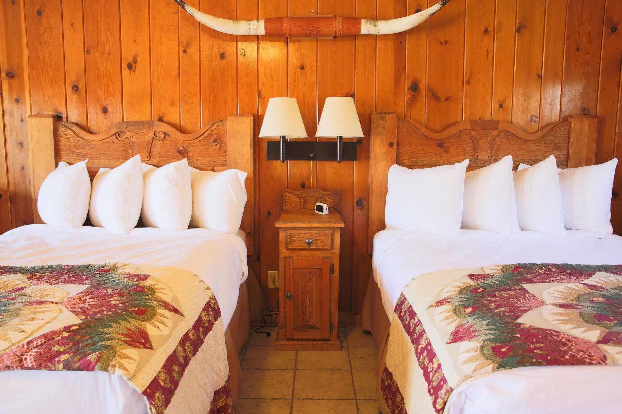 The Longhorn Ranch Resort Lodge & Rv Park Dubois Exterior photo
